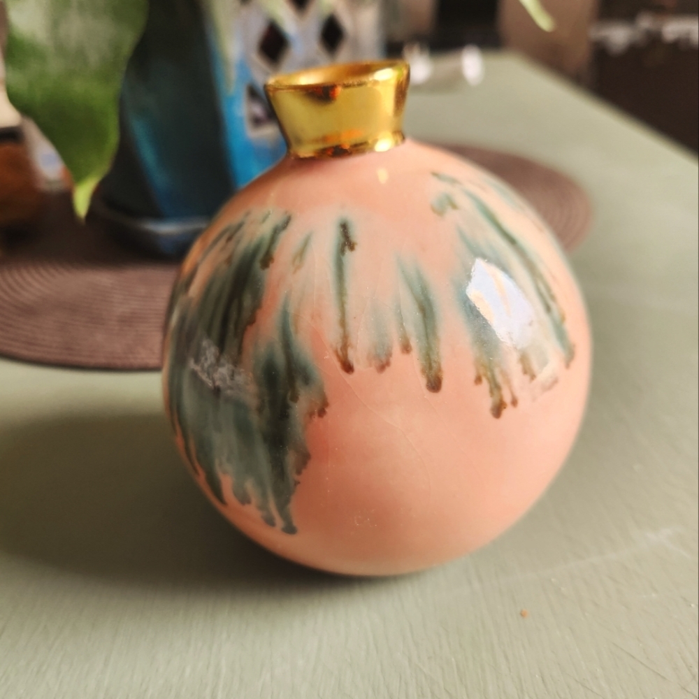 The Object Enthusiast single flower vase